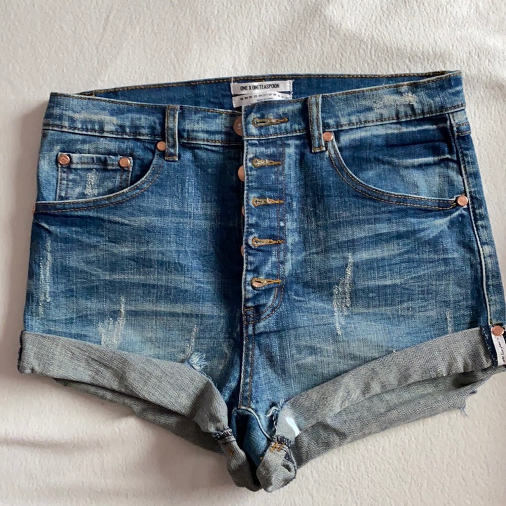 One Teaspoon Lovers Shorts